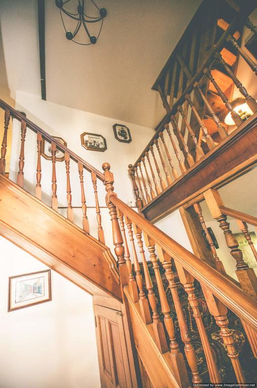 Weycroft Mill House Bed And Breakfast Аксмінстер Екстер'єр фото